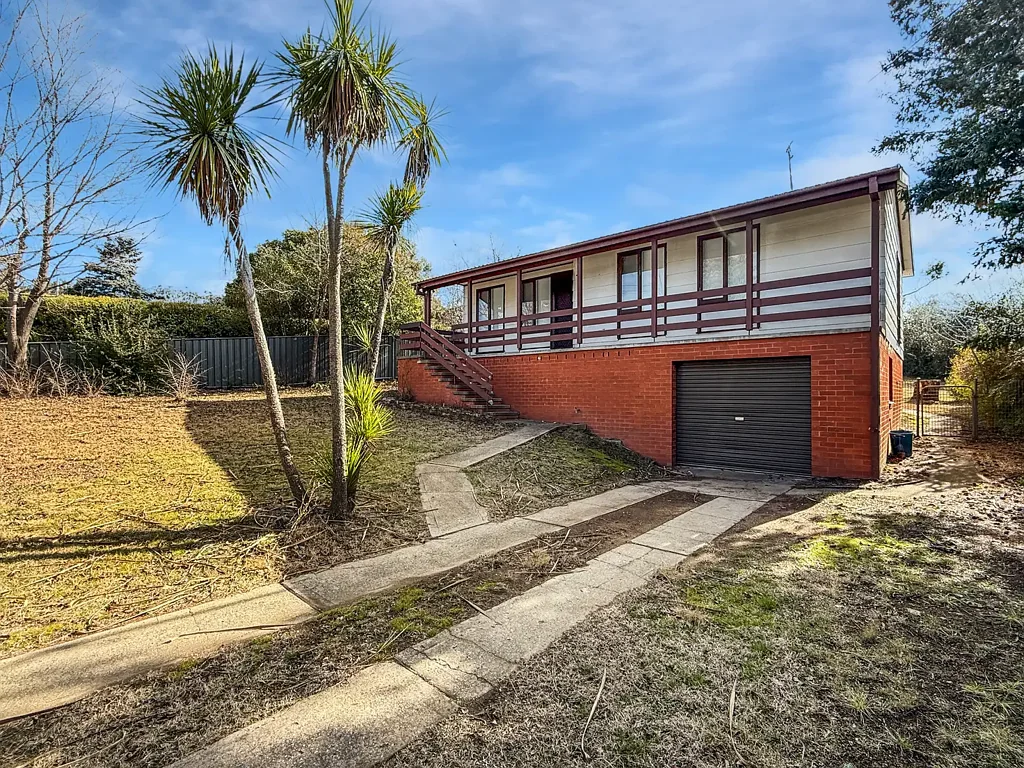 4 Miloo Street, Cooma, NSW 2630