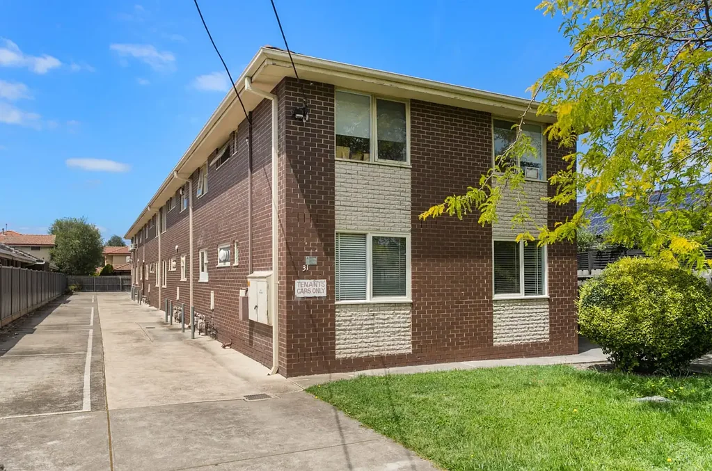 Well Maintained Unit
