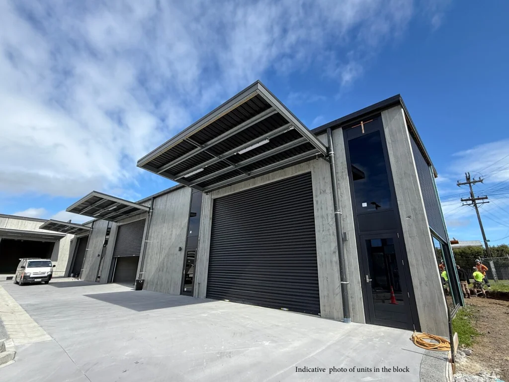 Te Atatu Peninsula 197.58m² High Quality Industrial Unit Available