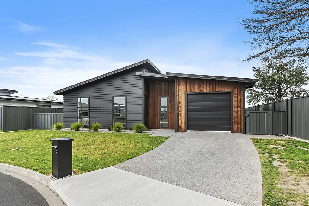 Masterton 3房  Vendors say make us an offer