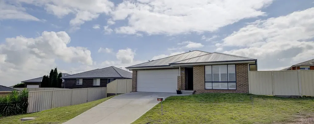 Muswellbrook 5ਬੈੱਡਰੂਮ Expansive Family Home  - Multiple Living Areas