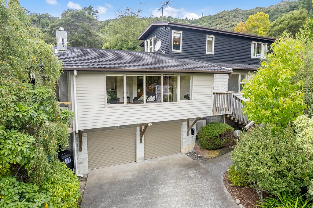 40 Chichester Drive, Pinehaven, Upper Hutt, Wellington