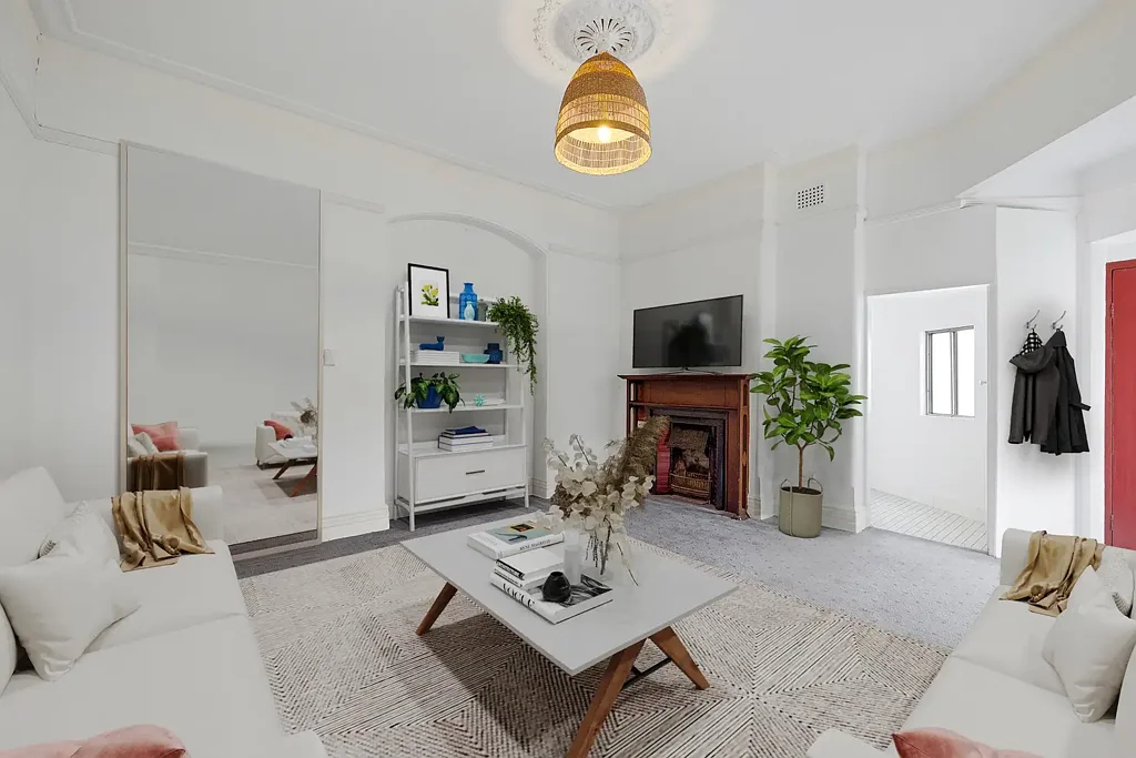 Convenient Coastal Living in Vibrant Coogee