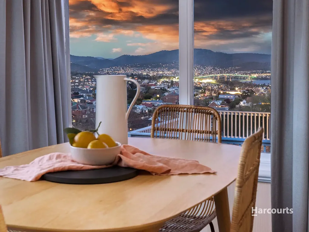 28 Whelan Crescent, West Hobart, TAS 7000