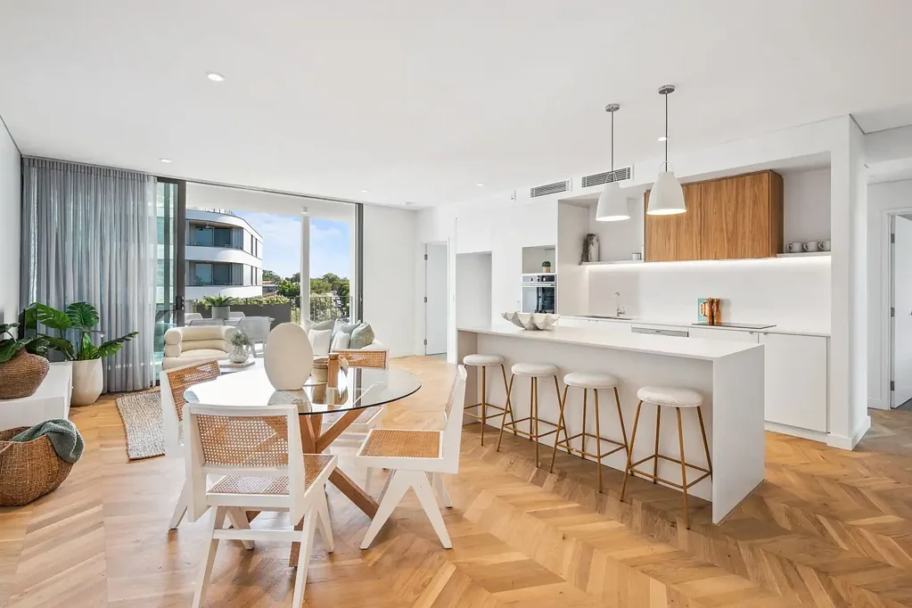 402/21 Henley Street, Como, WA 6152