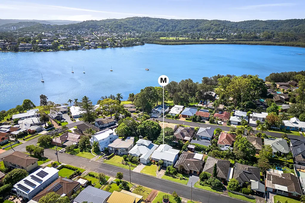 16 Lakewood Avenue, Green Point, NSW 2251