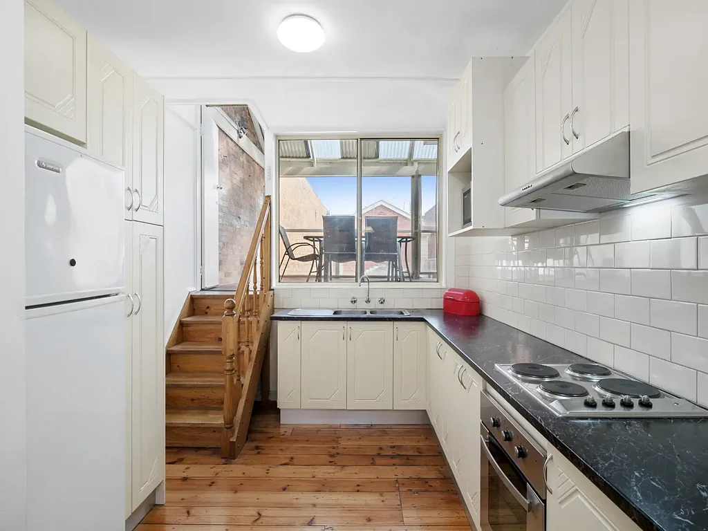 Furnished apartment located in the heart of Geelong