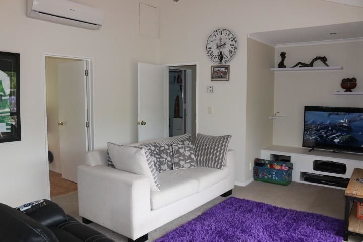 274 Turitea Road, Turitea, Palmerston North, 3 chambres, 2 salles de bain