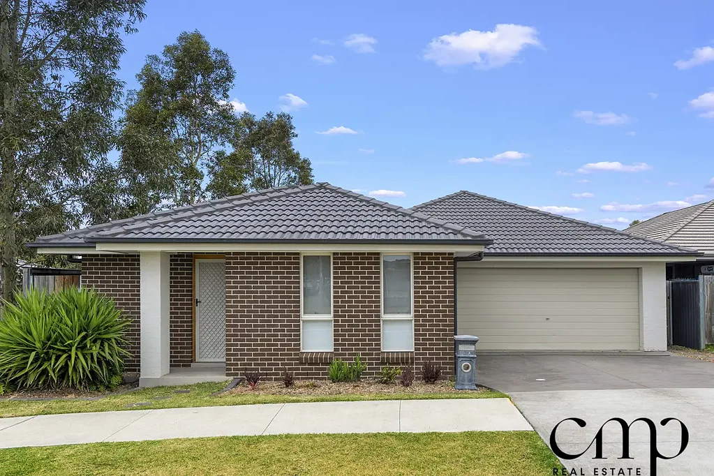 Well presented 4 bedroom family home !