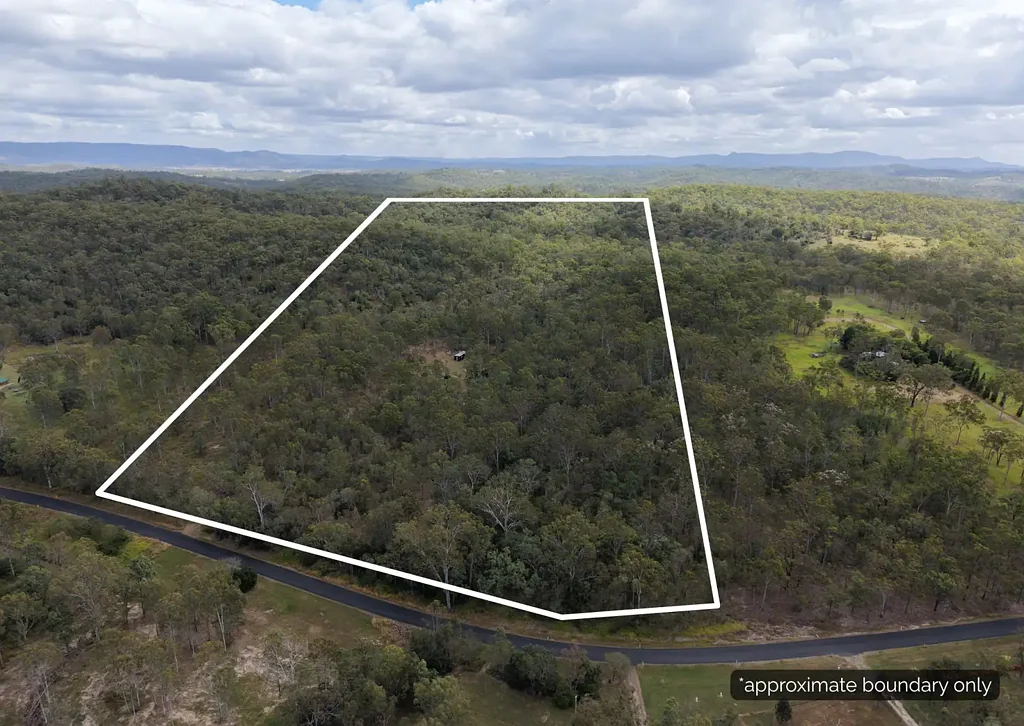 Moolboolaman Private 30-Acre Property with Off-Grid Setup