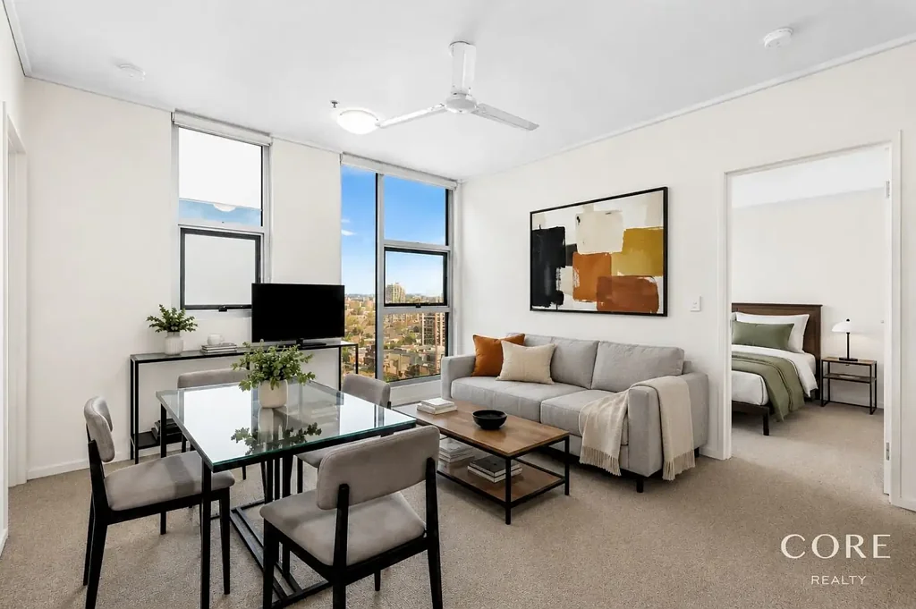 Carlton 2 Slaapkamer Unique College Square Opportunity! - Close to 10%pa rental yield
*Students to Occupy Only*
