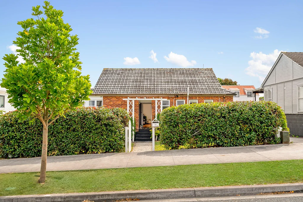15 Range View Road, Mount Albert, Auckland City, Auckland