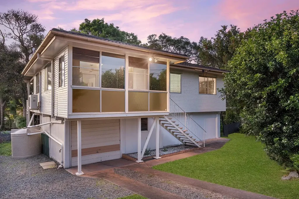 Rochedale South 3Zimmer DOUBLE DECKS | BIG BLOCK | 2ND DWELLING POTENTIAL!