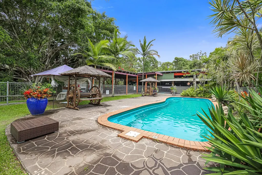 Agnes Water 26 Bedroom 1770 SOUTHERN CROSS TRAVELLERS RETREAT