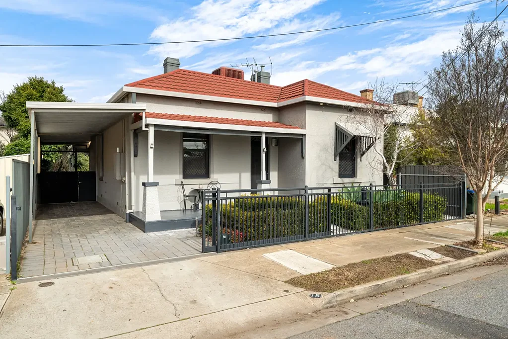 Albert Park 3ਬੈੱਡਰੂਮ Charming 1920's Villa perfectly positioned between the city & the beach.