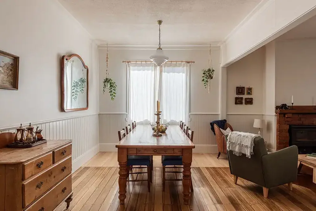 EXQUISITE EVANDALE