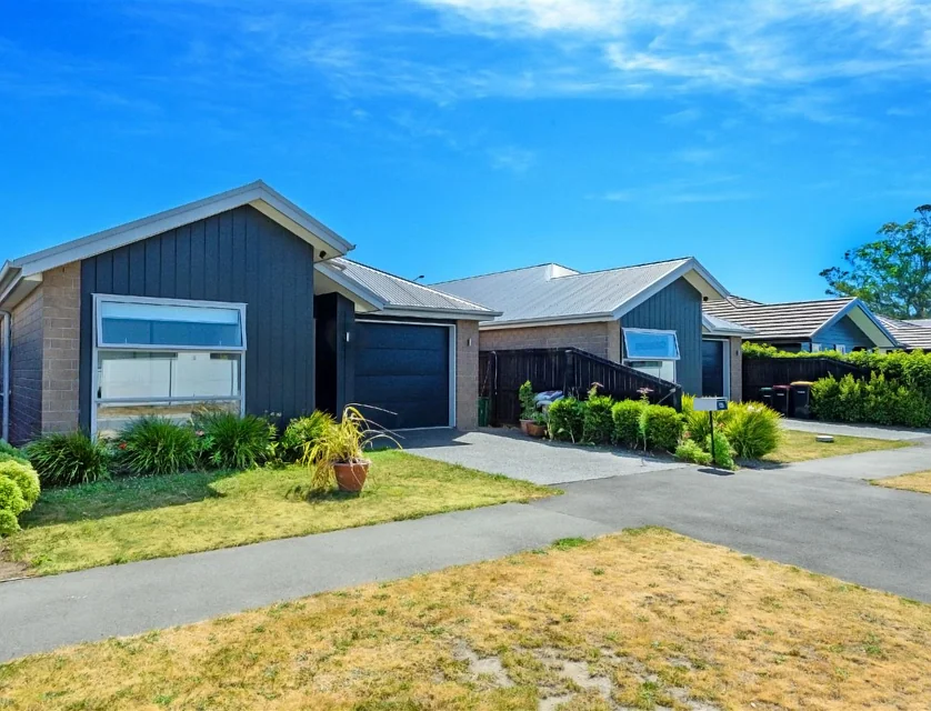 40 Horoeka Street, Sockburn, Christchurch City, 3 Bedrooms, 2 Bathrooms, Apartment