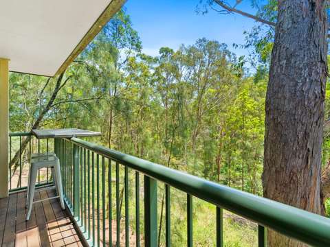 Elanora 3 Bedroom End position townhouse with north facing outlook!