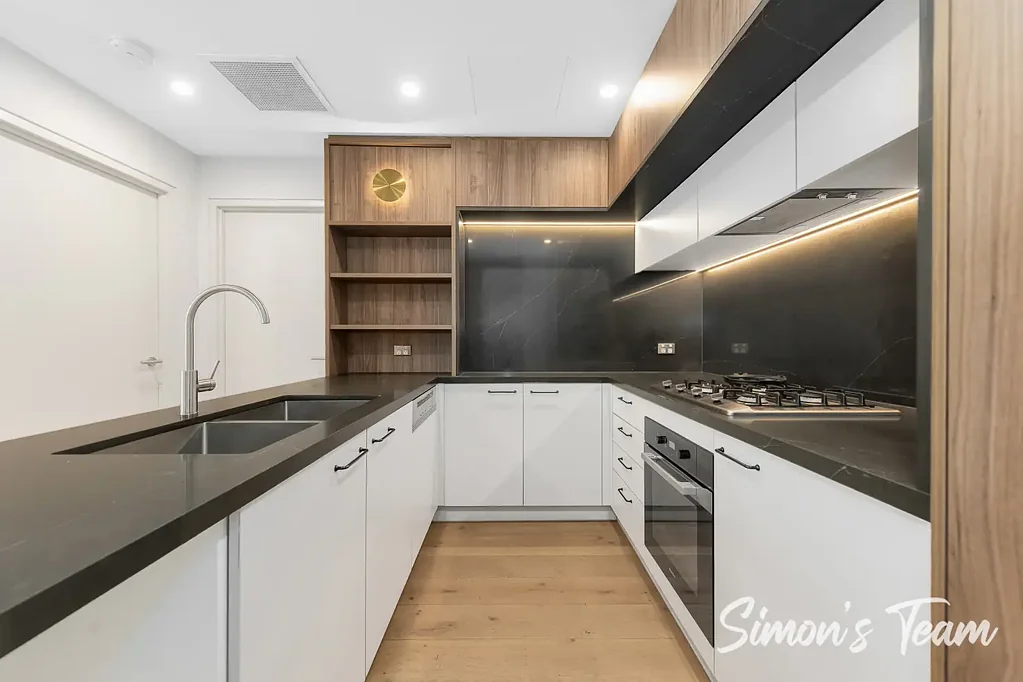 Macquarie Park 2Habitaciones Open 7 days. Contact Agent Downstairs!