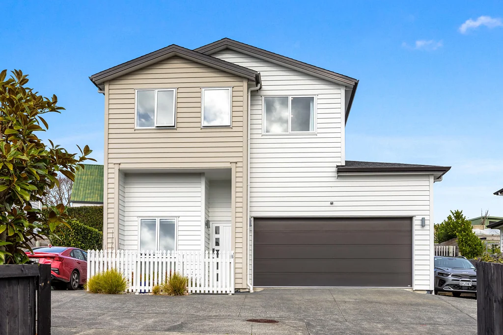 Torbay 4Moenga SUN, SPACE & SEASIDE LIVING
