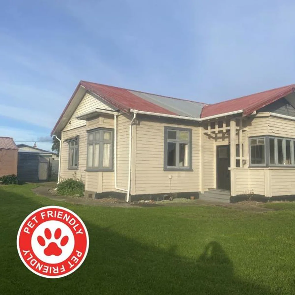 Suffolk street  - Patea