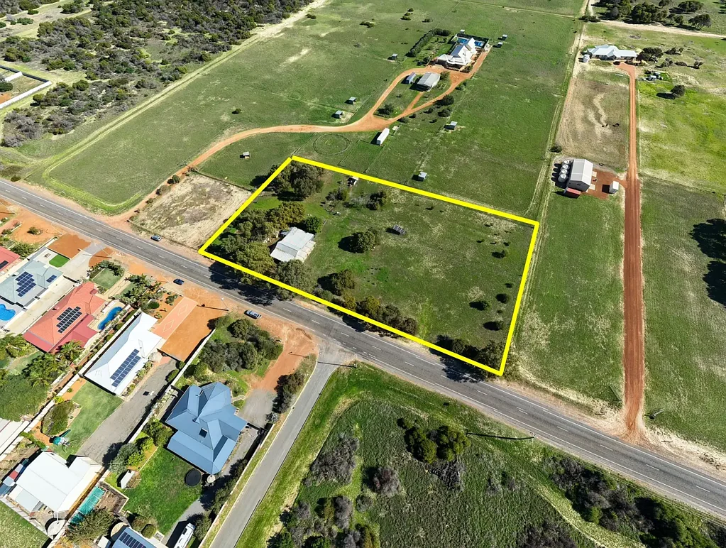 77 Hall Road, Waggrakine, WA 6530
