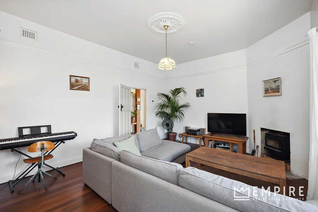 35 Central Avenue, Beaconsfield, WA 6162