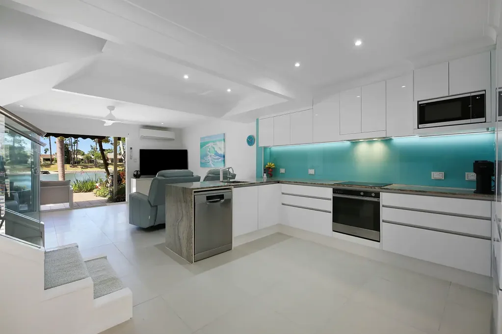 48/2-10 Coolgardie Street, Elanora, QLD 4221