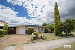 27-29 Robinson Road, Laidley