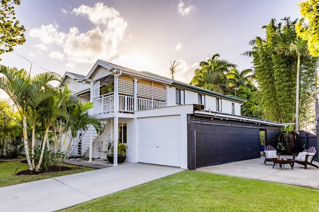 4 Holland Street, West Mackay, QLD 4740