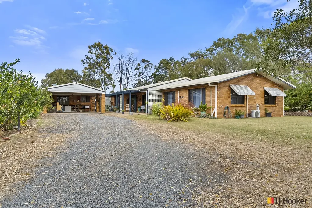 Gracemere 5 Bedroom Two Acres, Two Living Options & Plenty of Room to Enjoy