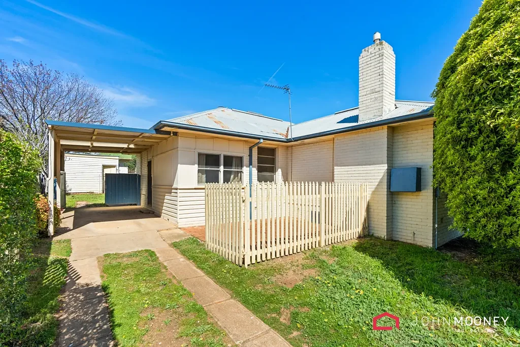 62 Blamey Street, Turvey Park, NSW 2650