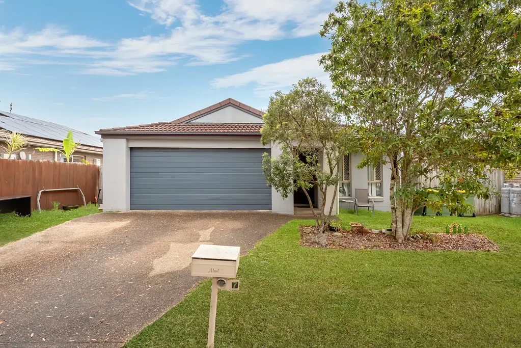 Coomera 4房  Quiet Street Living, Family Convenience and Connectivity at Your Doorstep