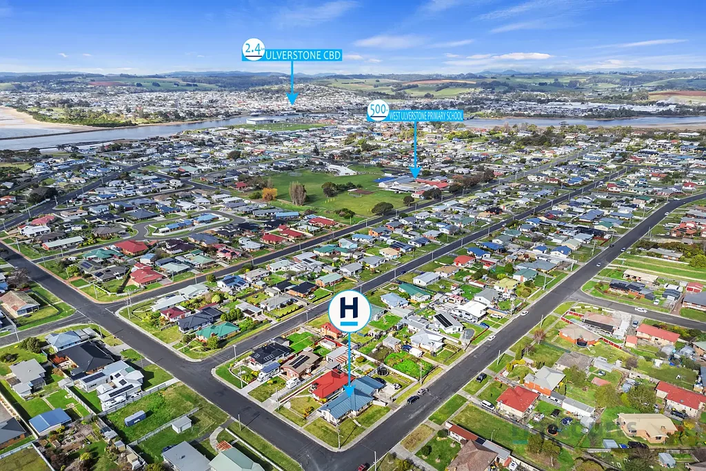 West Ulverstone 4chambre West Ulverstone Winner - Space, Style & Location
