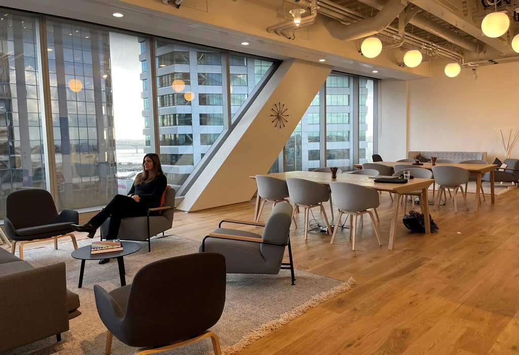 Auckland Central SHARED OFFICES IN COMMERCIAL BAY