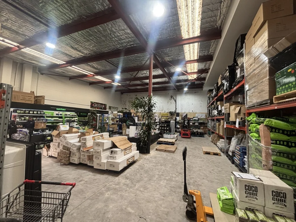 Manukau City Centre  Cavendish Drive Warehouse/Retail Opportunity