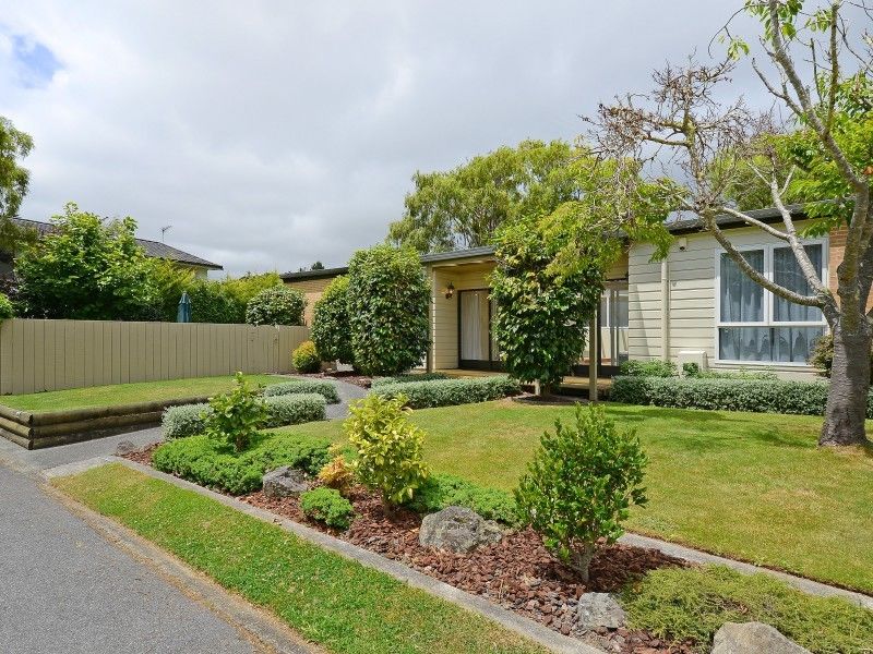 40c Gloucester Street, Silverstream, Upper Hutt, 4 ਕਮਰੇ, 2 ਬਾਥਰੂਮ