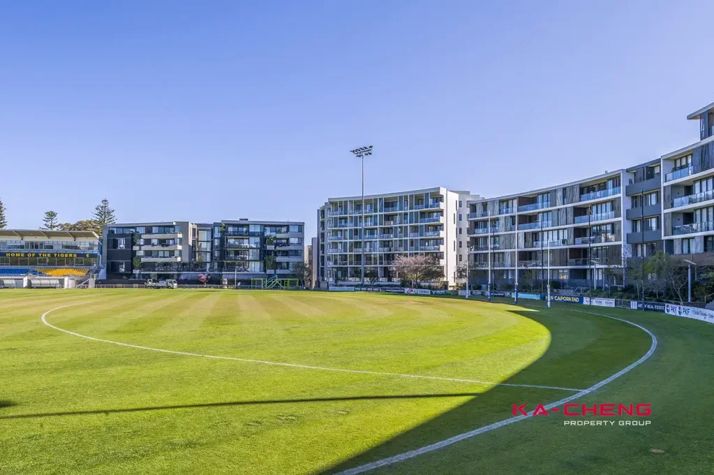 Modern Apartment Living in the Heart of Claremont