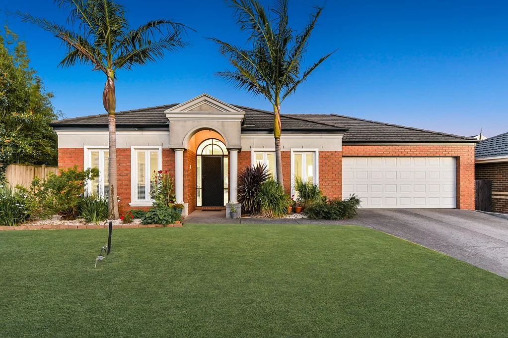 65 Glenview Rise, Berwick, VIC 3806