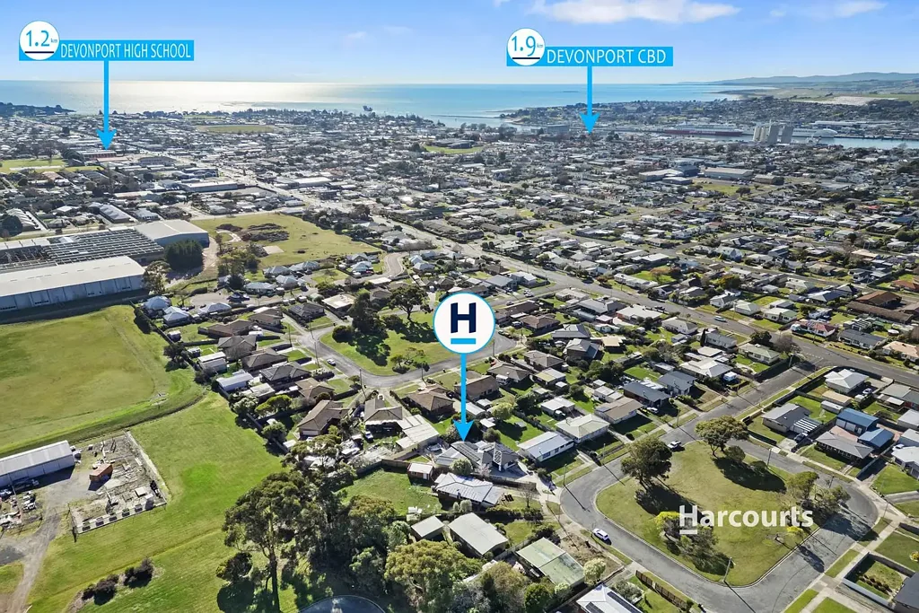 16 College Court, Devonport, TAS 7310