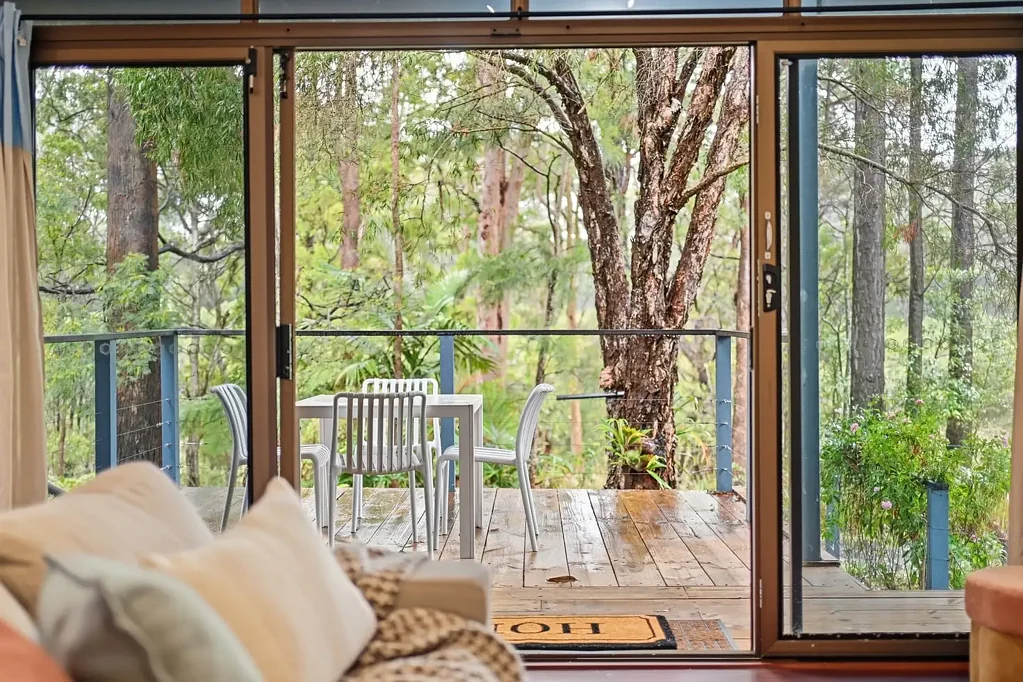 Coffs Harbour 3ਬੈੱਡਰੂਮ A Rare Creekside Setting In The Heart Of Coffs Harbour