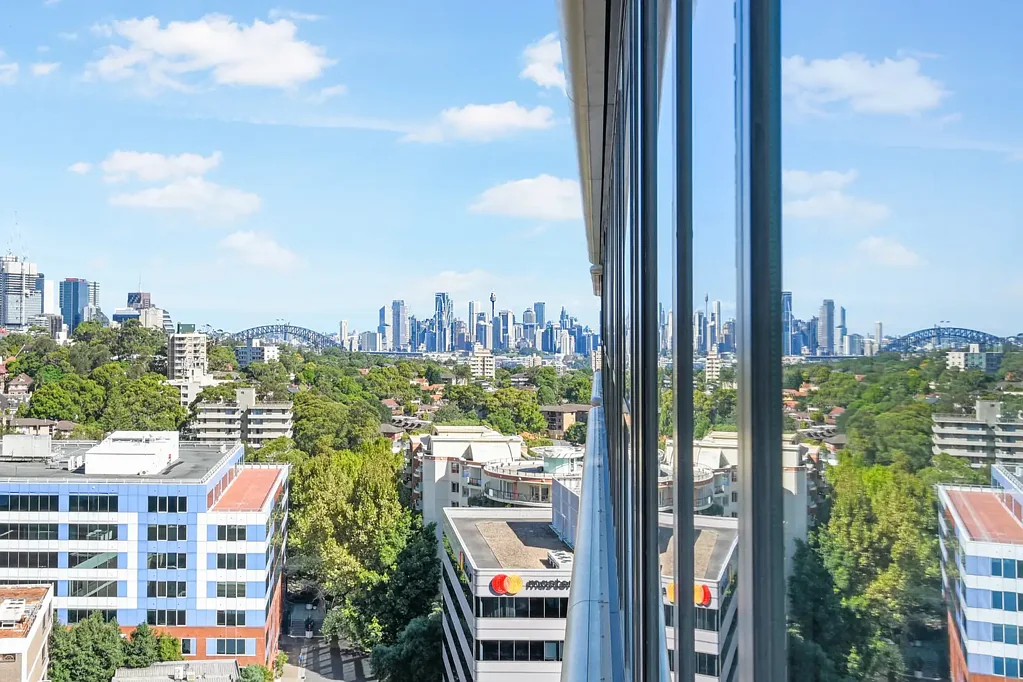 St Leonards 2chambre Resort-Style Luxury Living – Two Bedroom Haven with Harbour Bridge Views Above 'Mall 88'