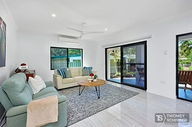 Iba Pa - 8 Caesar Close, Mooroobool, QLD 4870