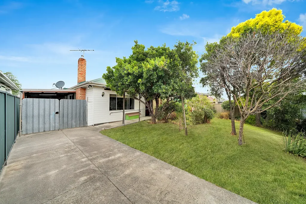 92 Tarana Ave, Glenroy, VIC 3046