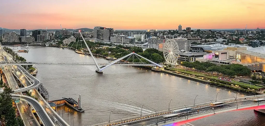 Brisbane City 2chambre Your Front Row Seat to Brisbane River Fire