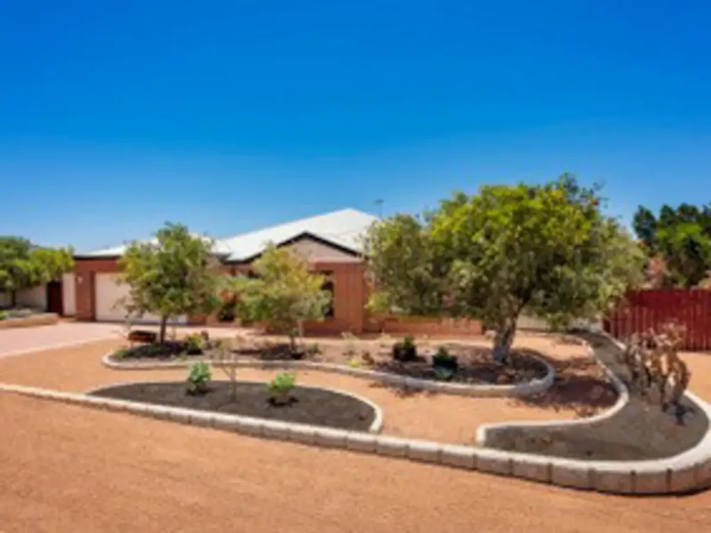 10 Fuchsia Close, Strathalbyn, WA 6530