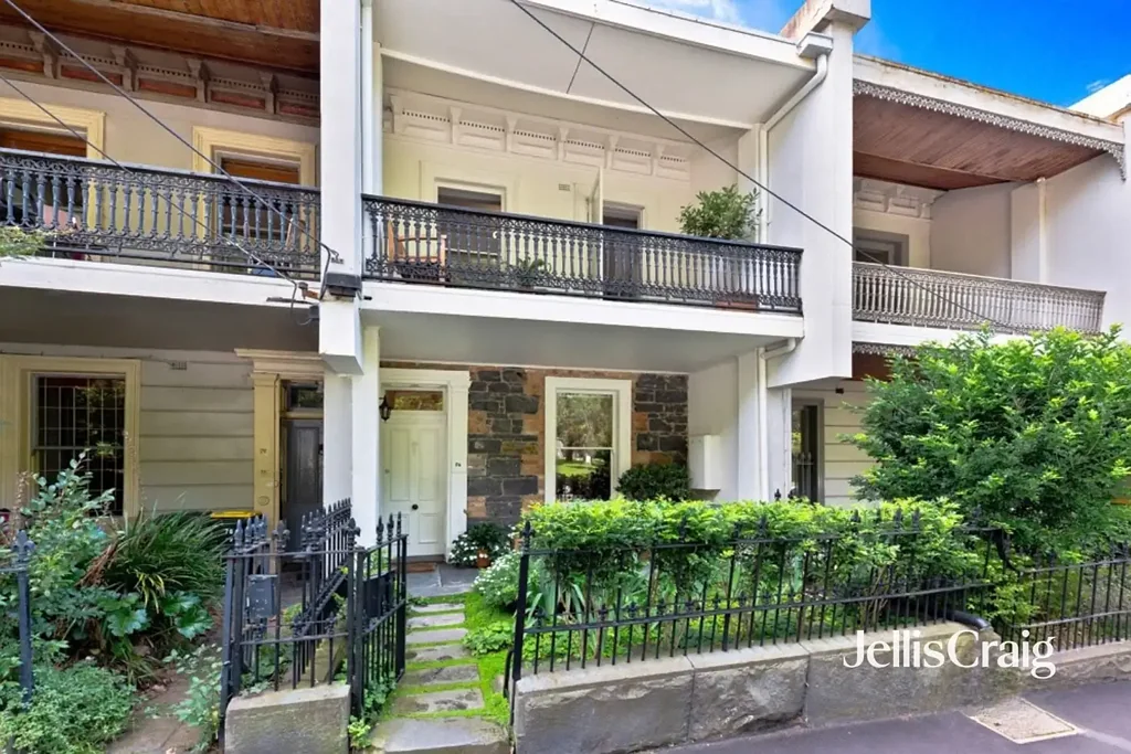 Sophisticated and serene opposite Carlton Gardens