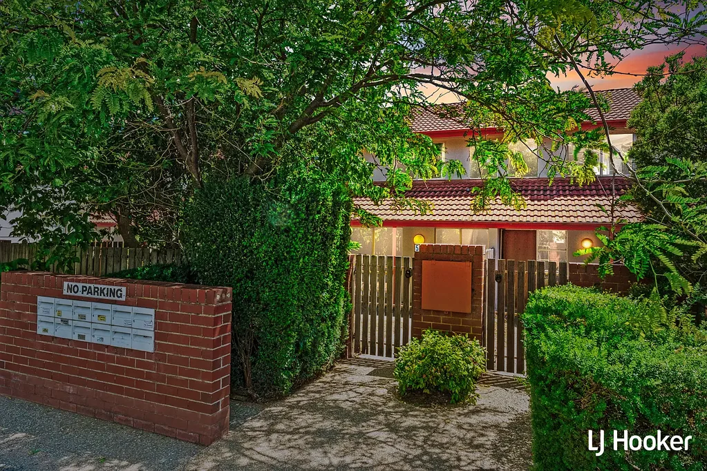 Belconnen 3Moenga Opportunity Knocks!
