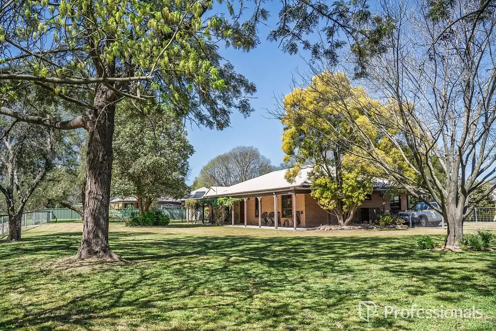 Muswellbrook 4कमरा Space, Privacy & Golf Course Outlook