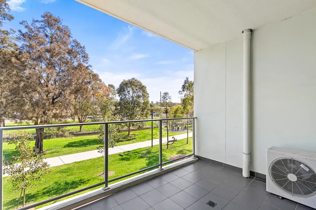 Westmead 2ਬੈੱਡਰੂਮ PARK FACING LIVING IN ULTRA CONVENIENT LOCATION